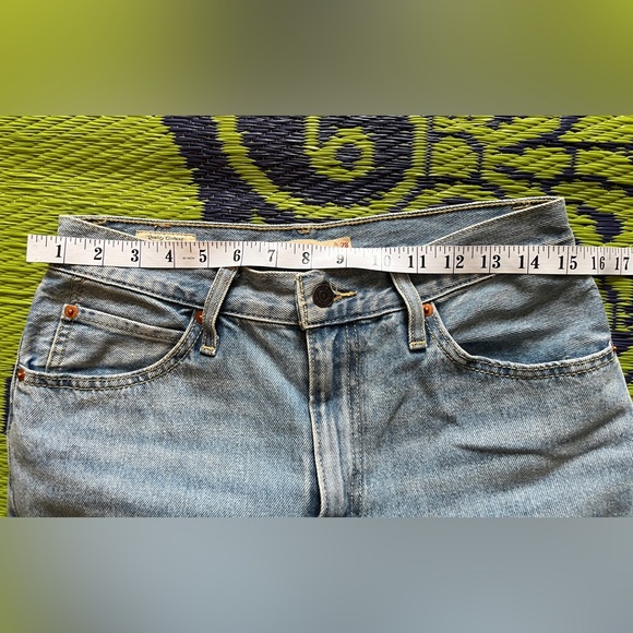 Levi's Premium Dad Jeans Size 28 Slouchy Slightly Oversized '90s-inspired - Picture 10 of 12